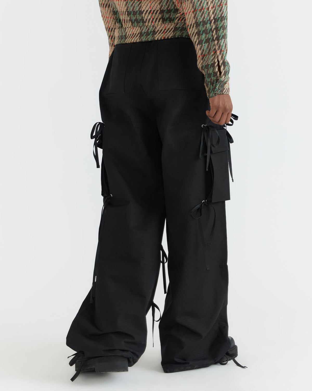 Women - Modular Pocket Cotton Ripstop Cargo Pant - Black - 3