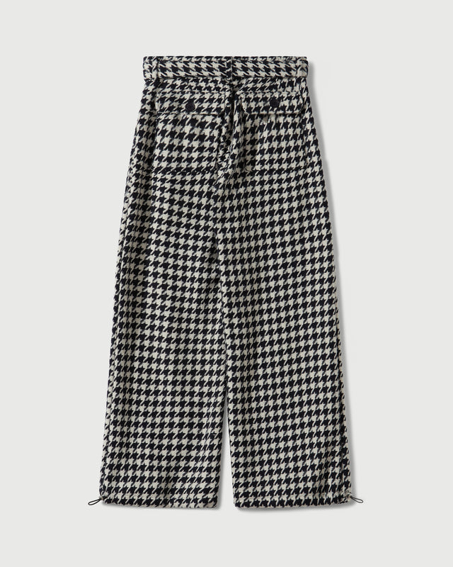 Houndstooth Patch Pocket Belted Trouser in Navy & White