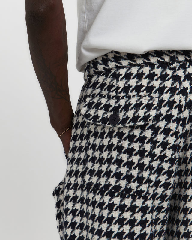 Houndstooth Patch Pocket Belted Trouser in Navy & White