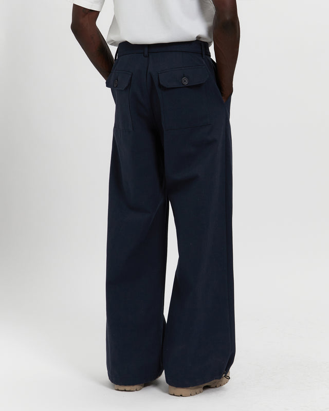 Cotton Twill Patch Pocket Belted Trouser in Navy