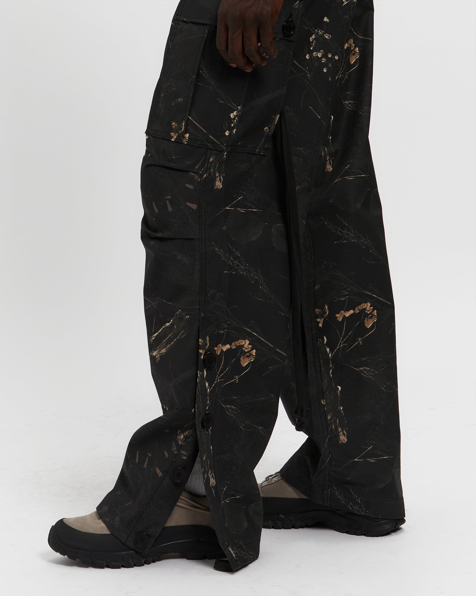 Cotton Ripstop Wide Leg Cargo Pant in Camo