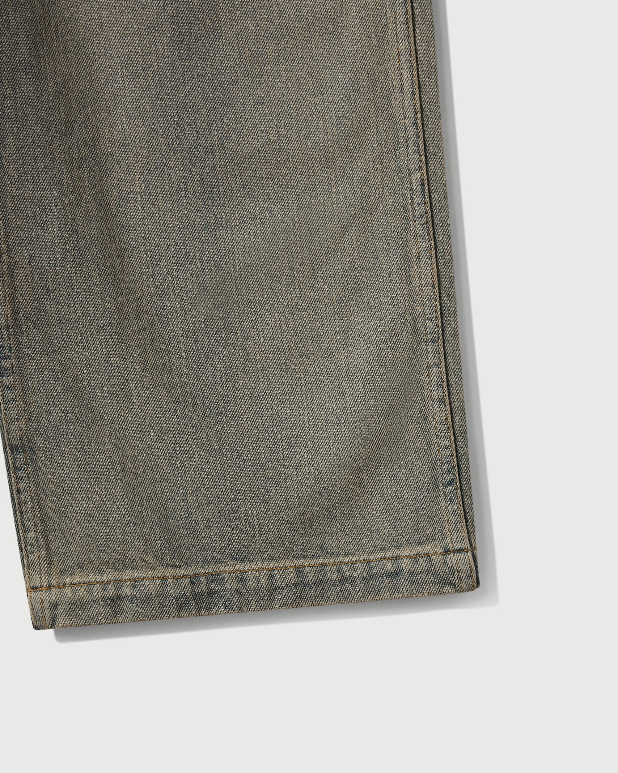 Washed Denim Concealed Button Straight Leg Jean