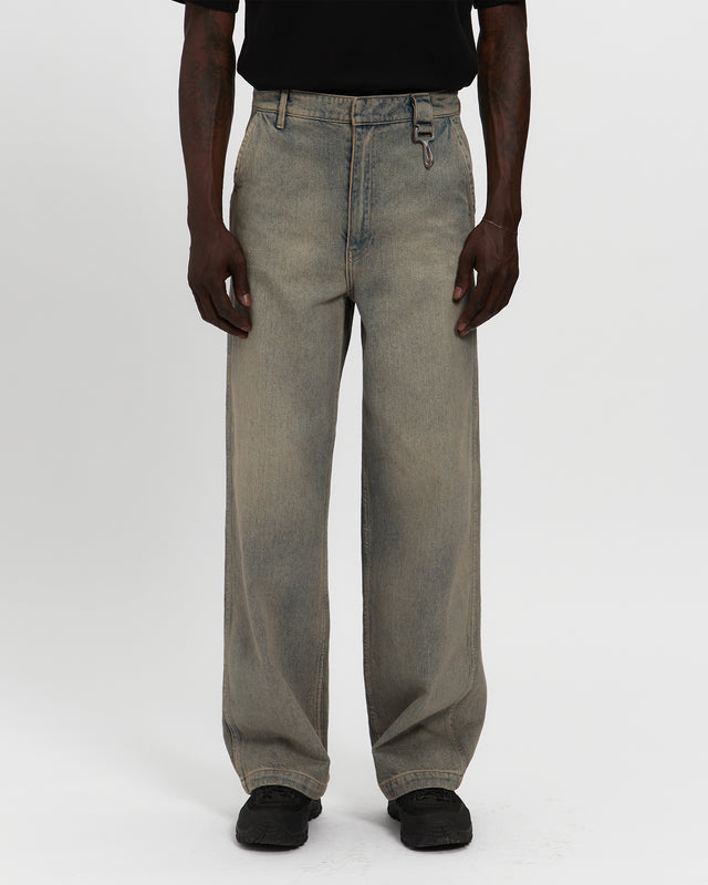 Washed Denim Concealed Button Straight Leg Jean
